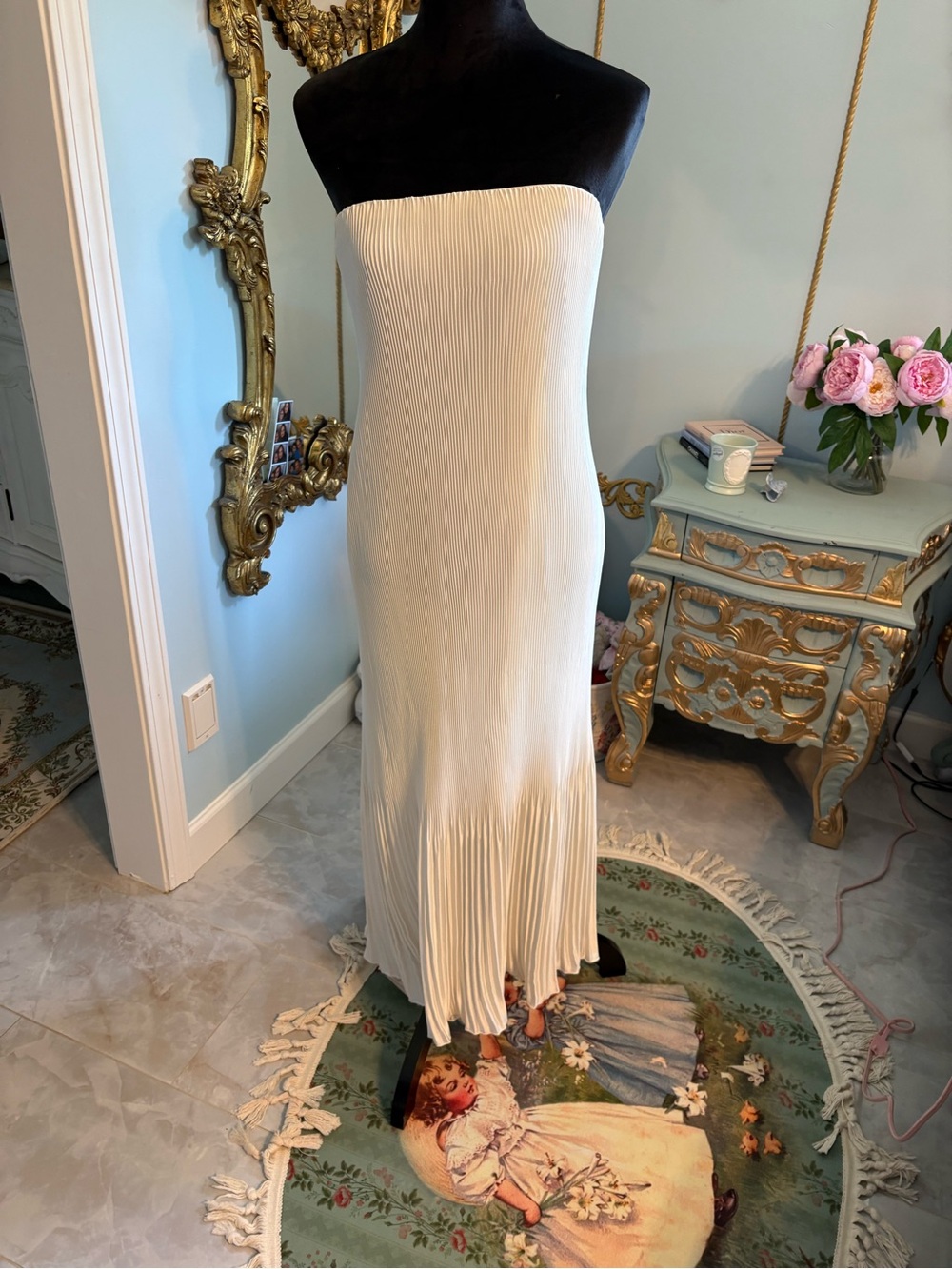 Abercrombie & Fitch Strapless Cream Pleated Maxi Dress